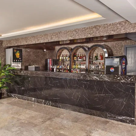 מלון Dedeman 5*